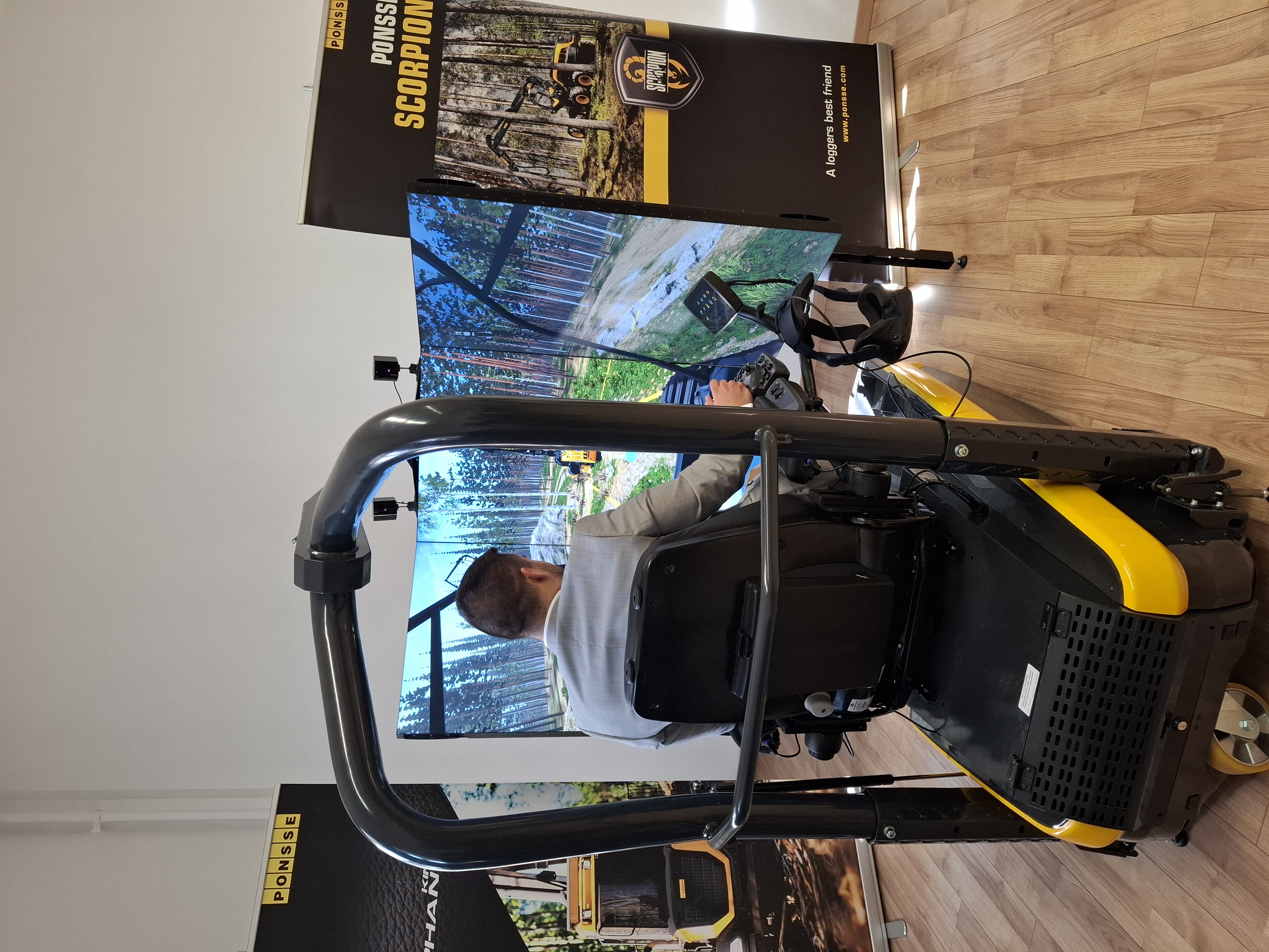 Piliscsabai erdészeti géppark átadás